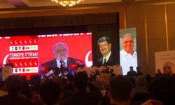 Kemal Kılıçdaroğlu'nun partili Cumhurbaşkanı adayı olması yanlış