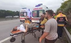 TEM’de minibüs devrildi: 13 yaralı