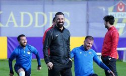 Arda Turan’a "Türk Futboluna Katkı" ödülü