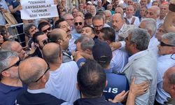 İYİ Parti'den benzin bidonlu eylem