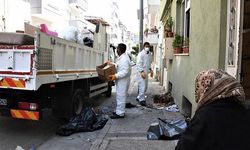 Osmangazi'de Çöp evden 2 kamyon eşya çıktı