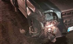 İznik ilçesinde Motosikletle otomobil çarpıştı: 1 ağır yaralı