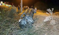 Bursa’da otomobil şarampole uçtu.