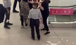 Hırsızların AVM’yi birbirine kattığı anlar kamerada