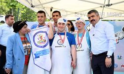 Gastronomi etkinliğine, bu yıl 120 engelsiz şef katıldı.