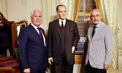Atatürk'ün Balmumu Heykeli ziyarete açıldı