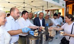 Aşure kazanları kardeşlik için kaynadı