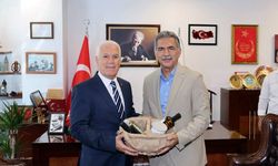 Başkan Bozbey, Gemlik ilçesinde vatandaşlarla buluştu.
