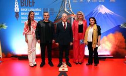 Edebiyat Festivali, kapılarını edebiyatseverlere açtı.