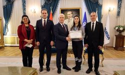 Başkan Bozbey’den Örnek Personele Teşekkür!