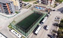 Gemlik’te Spor Sahaları  yenileniyor