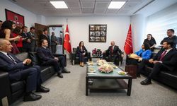 CHP Genel Merkezi’nde Bayram Mesaisi