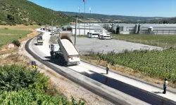 Bursa Büyükşehir Belediyesi yolları yeniliyor