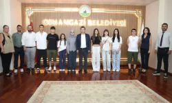 LGS kurslarının başarılı öğrencileri Başkan Aydın'la buluştu