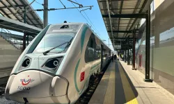 Millî elektrikli tren seti ilk seferine çıktı