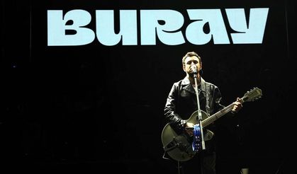 Buray konserinde  Cumhuriyet coşkusu doyasıya yaşandı.