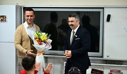 Başkan Oktay Yılmaz, eğitimcilerle bir araya geldi.