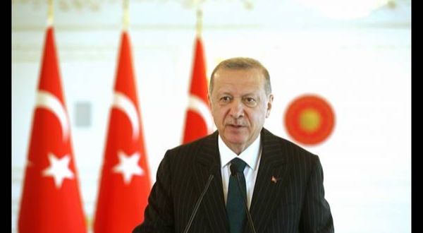 Erdoğan: ''İletişim konusunda da kendi göbeğimizi kendimiz kesmeliyiz.''