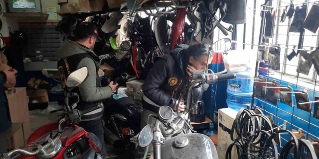 Oto Hırsızlık Büro Amirliği ekiplerinden motosiklet tamircilerine denetim