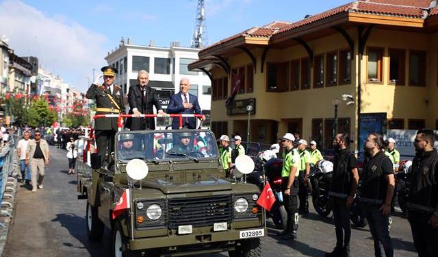 Bursa’da 30 Ağustos Zafer Bayramı coşkusu, yaşandı.