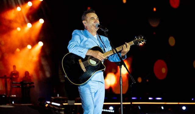 Ferhat Göçer, Unutulmaz Bir Müzik Ziyafeti Sundu