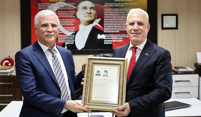 Başkan Bozbey’den öğretmenlere anlamlı ziyaret