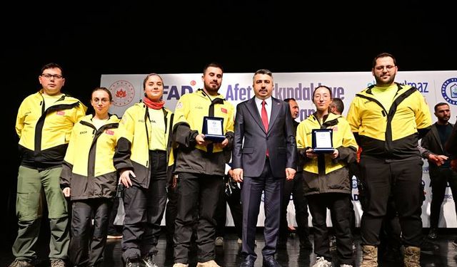 Oktay Yılmaz: "Binaları Değil, Yaşamı Dönüştürüyoruz"