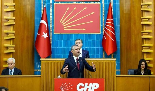 Siyaset Sokakta, Portakal Kasası Üstünde Yapılır