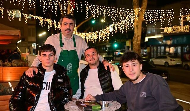 Başkan Oktay Yılmaz Fırın Başına Geçti,