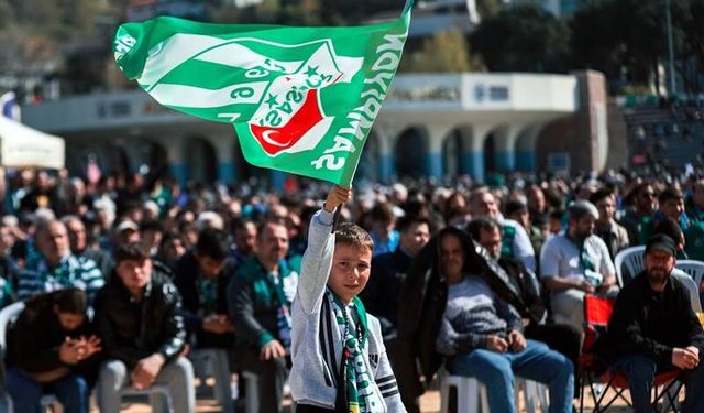 Millet Bahçesi’nde Yeşil-Beyaz Coşkusu yaşandı