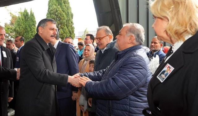 Turgut Özal Anıt Mezar’da Dualarla Anıldı