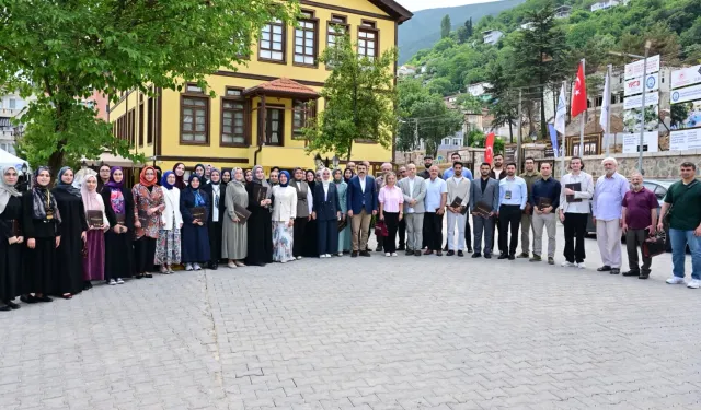Yıldırım'da düşünen ve üreten gençler yetişiyor