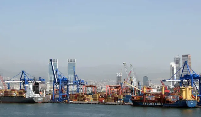 Haziran'da ihracat 24,9 milyar dolara yükseldi.
