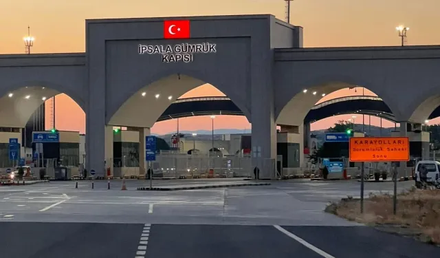İpsala Gümrük Kapısı'nda 20 gümrük memuruna operasyon