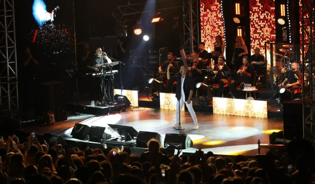 Bursa Festivali'ne Özcan Deniz'le muhteşem final