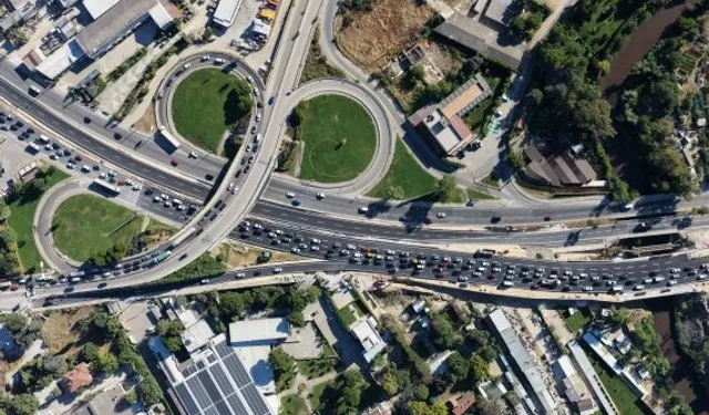 Geçit-Bademli Kavşağı Bursa istikameti trafiğe açıldı.