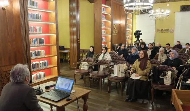 Yıldırım'da düşünce ve sanatın yeni adresi Alev Alatlı oldu