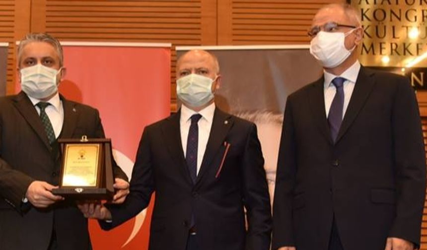 AKP İl Başkanı Gürkan; AKP MKYK üyeliğine seçilen Ala ve Salman'ı tebrik etti