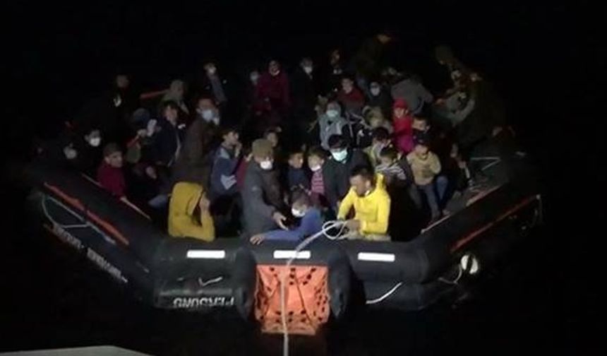 İçişleri Bakanlığı: İzmir'de 53 Düzensiz Göçmen Kurtarıldı