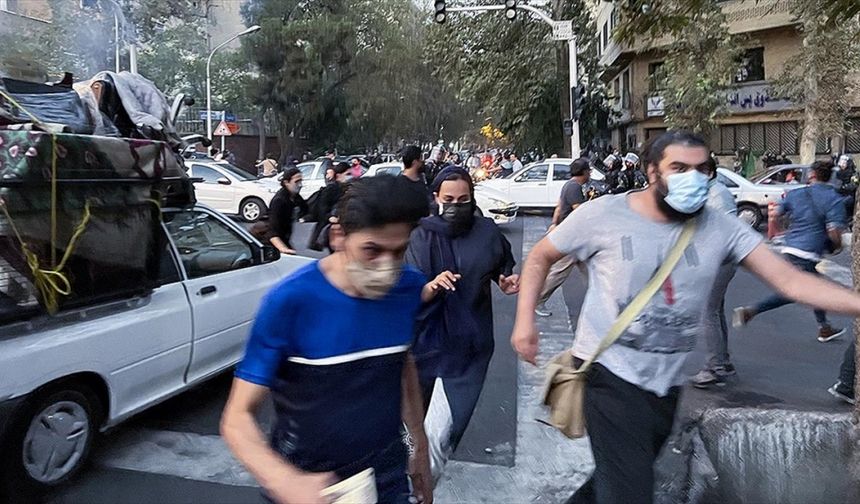 İran'daki gösterilerde en az 41 kişi öldü