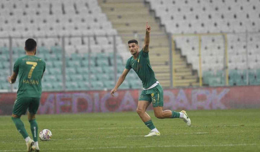 Bursaspor’un genç oyuncusu Ertuğrul Kurtuluş iki hafta sahalardan uzak kalacak