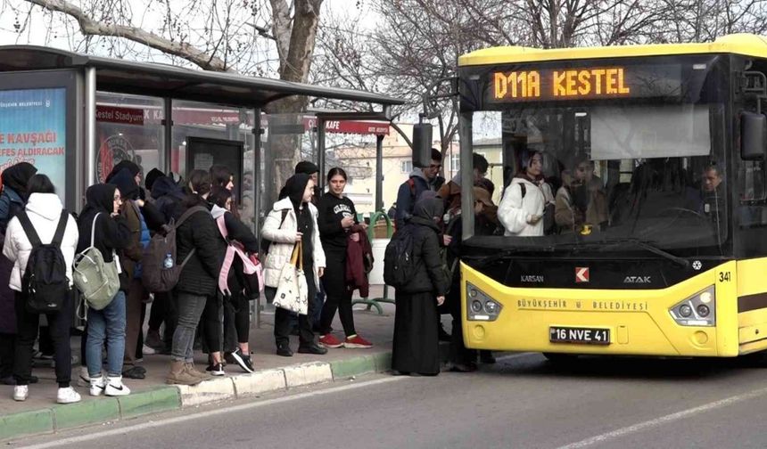 Bursa'da  Bu ilçede öğrencilere ulaşım ücretsiz