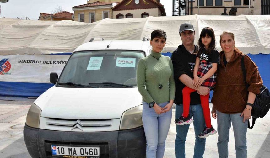 İranlı aile depremzedeler için arabasını satışa çıkardı