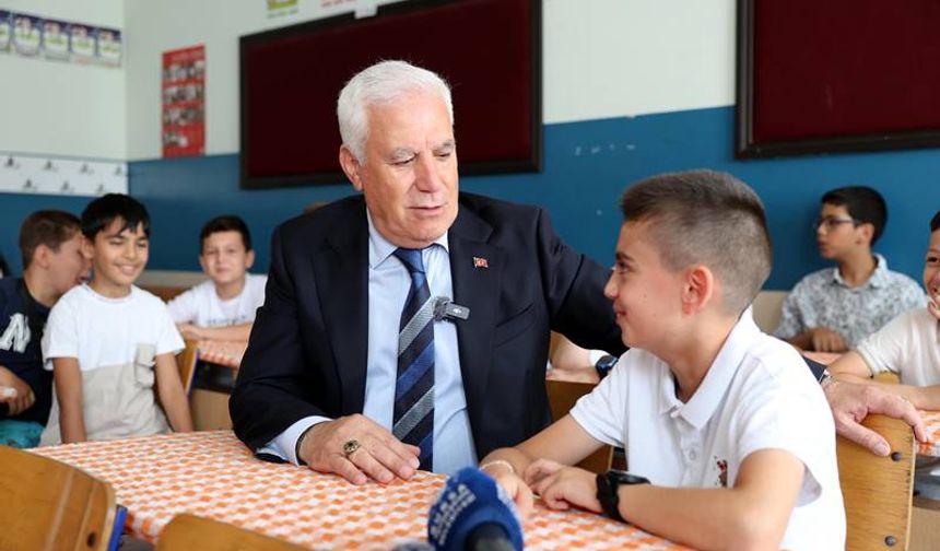 Öğrencilere Kapsamlı Eğitim Desteği
