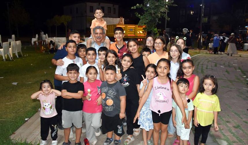 Gemlik'te Çocuklara Açık Hava Sinema Keyfi Başladı!