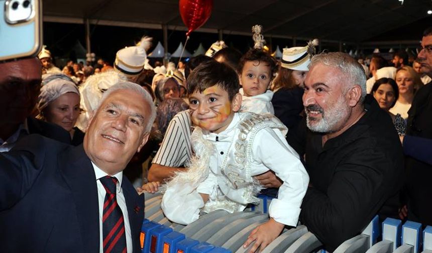 Başkan Bozbey, ailelerin mutluluğuna ortak oldu