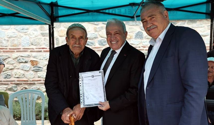 Nilüfer Ürünlü'de 275 Hak Sahibi Tapusunu Aldı