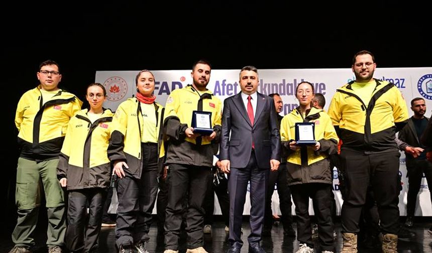 Oktay Yılmaz: "Binaları Değil, Yaşamı Dönüştürüyoruz"