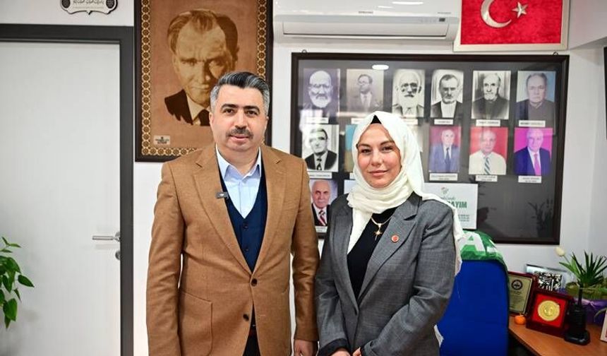 Yıldırım'da Talepleri dinleyip, ihtiyaçları yerinde görüyoruz.