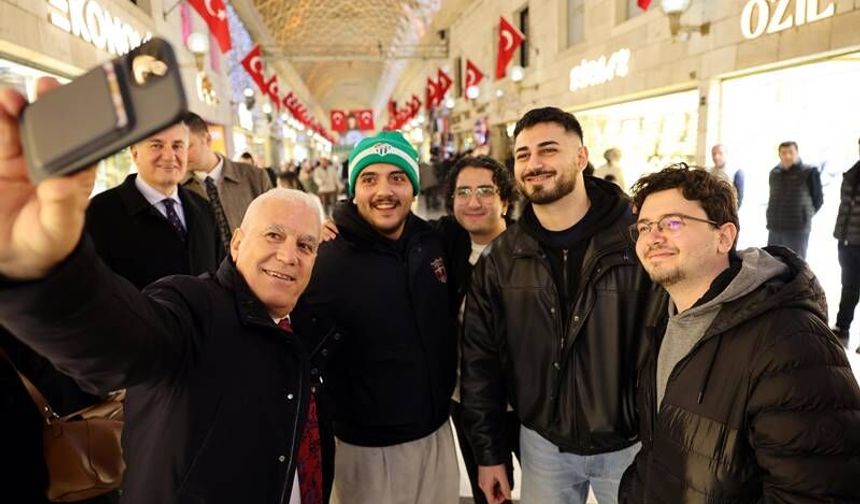 Cumhuriyet Caddesi’nde  İftar Bereketi